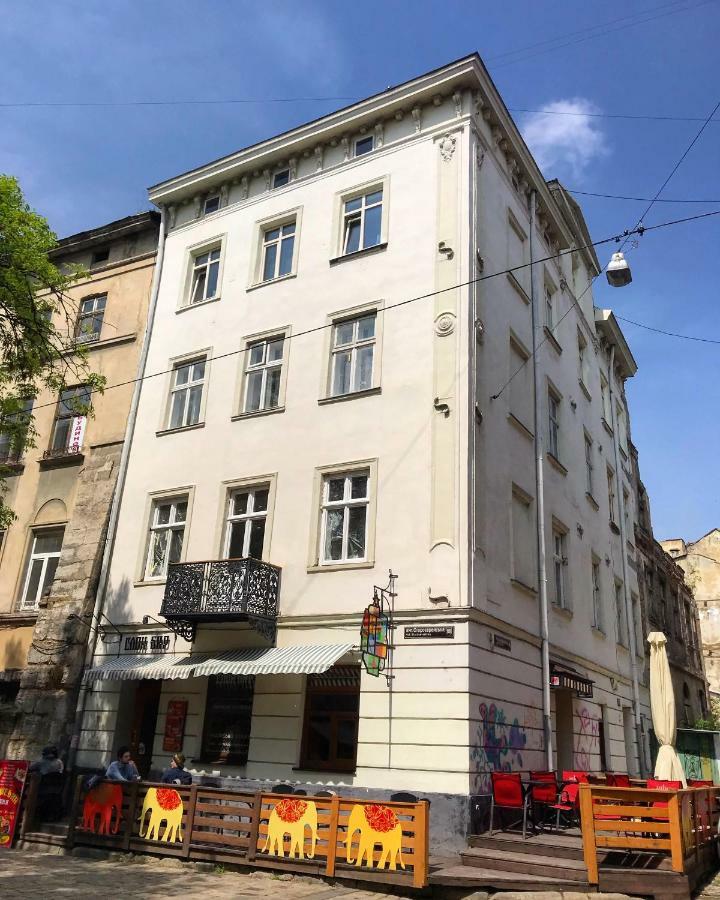 Vip Apartment Ploscha Rynok Liov Exterior foto